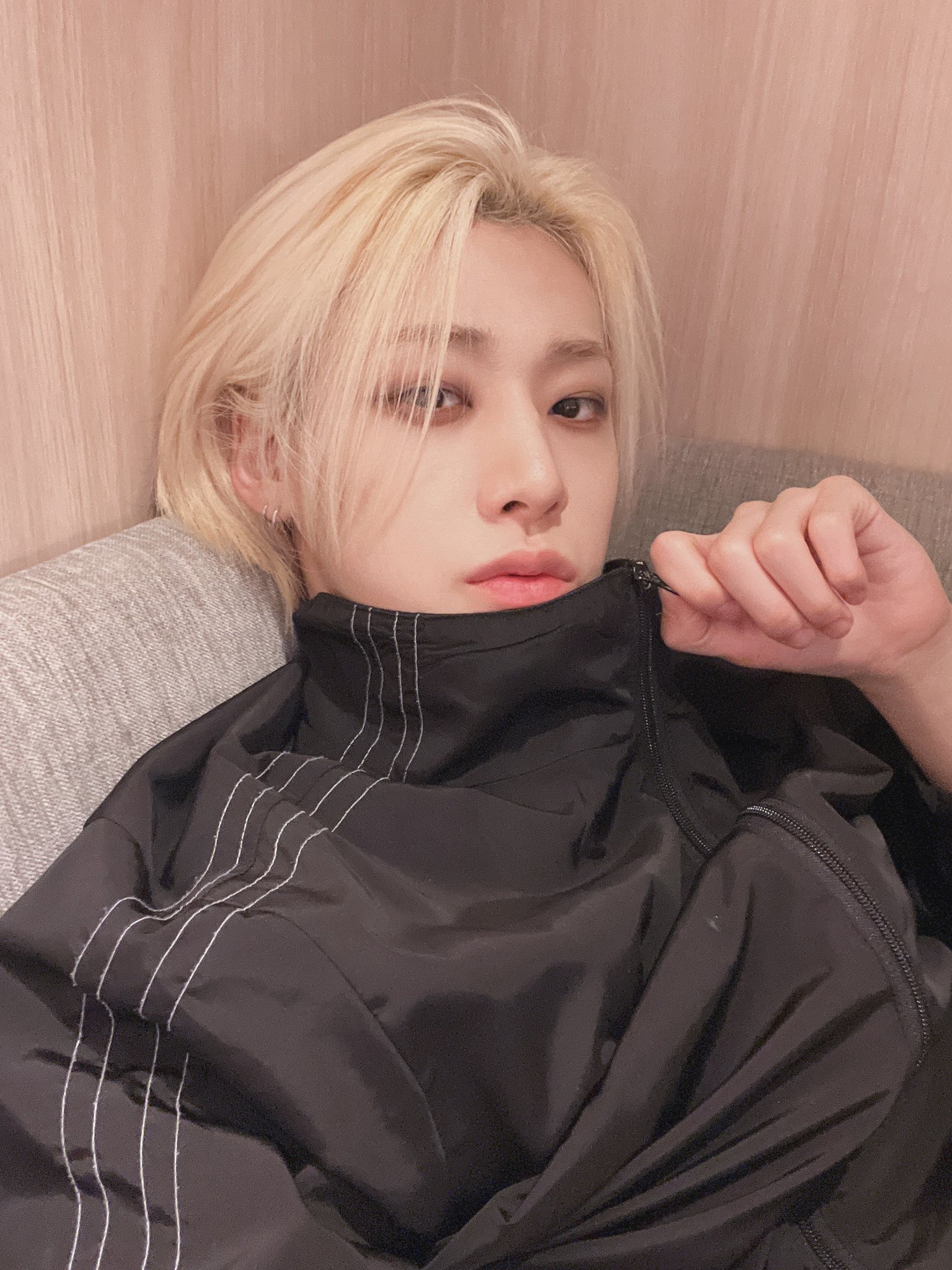 [잡담] 최애의 장발이 그리워지는 새벽 2시... | 인스티즈