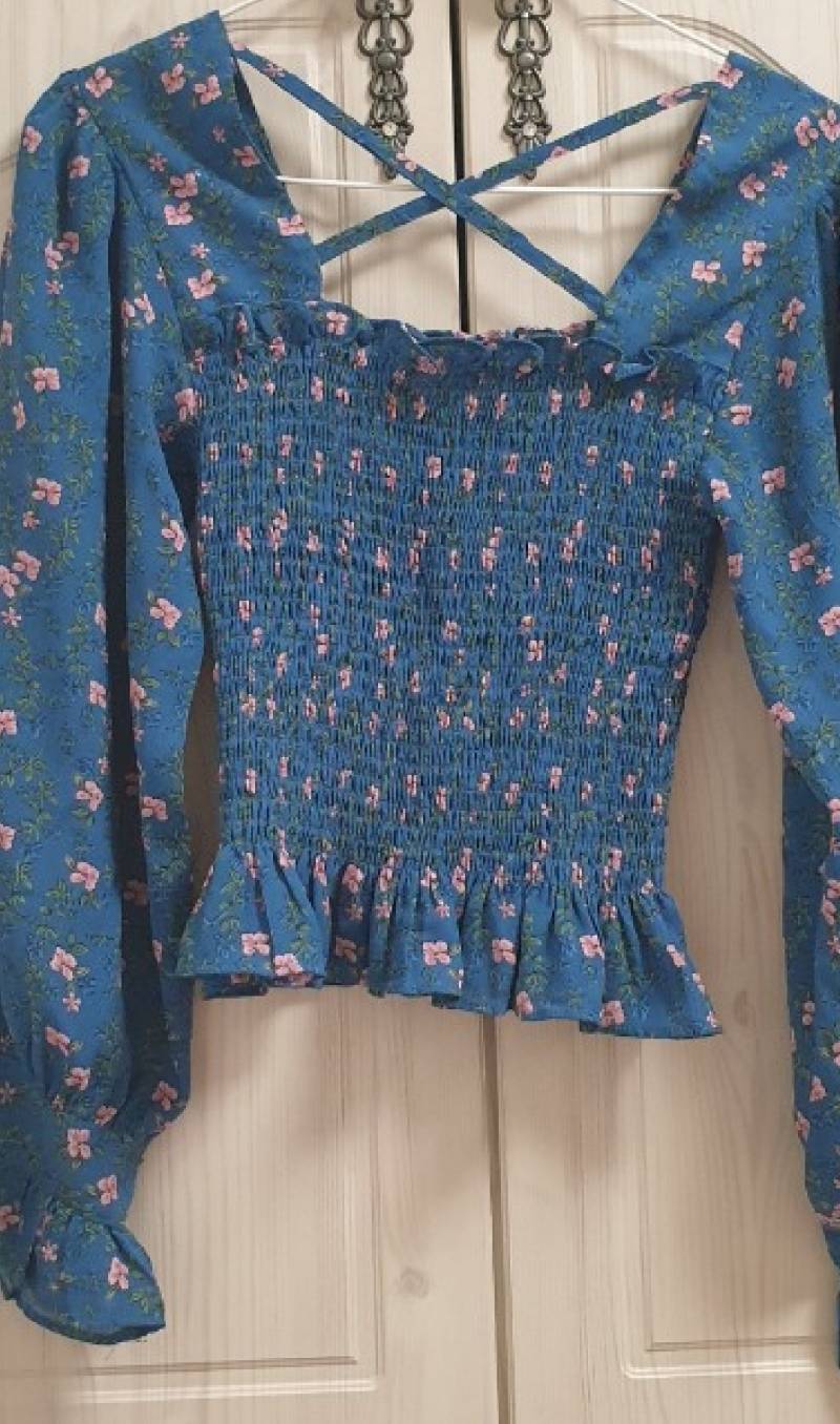 이옷은 뭐하고 입는게 좋을까 | 인스티즈