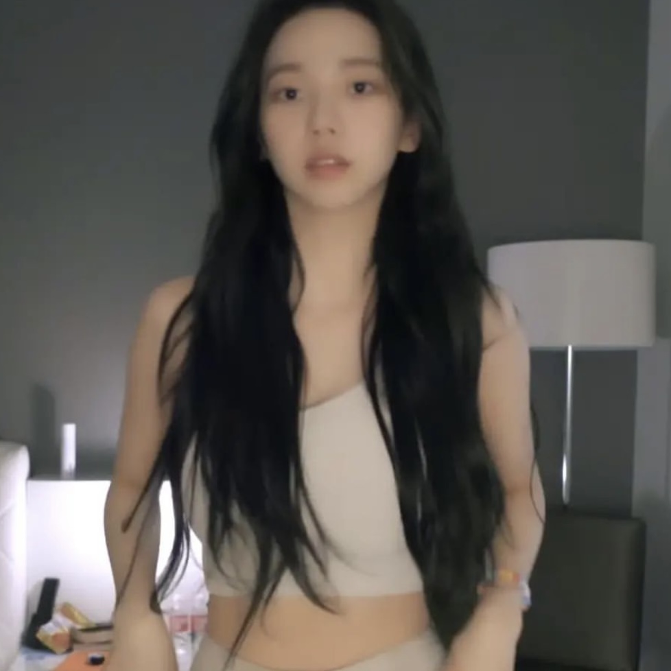 잡담] 에스파 카리나 이거 원본영상 아는사람 - 인스티즈(instiz) 연예 카테고리