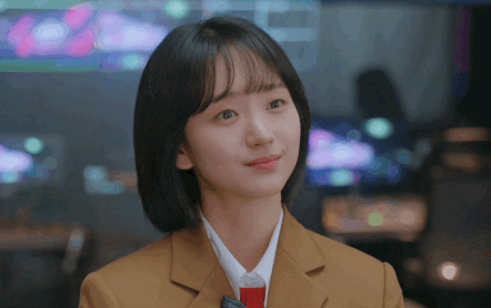 현재 반응 난리난 여배우 (Feat. k-직장인) | 인스티즈