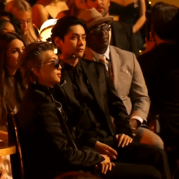 [잡담] 방탄 뷔 혼혈로 오해하는 경우 있다는거 이짤 보고 납득 | 인스티즈