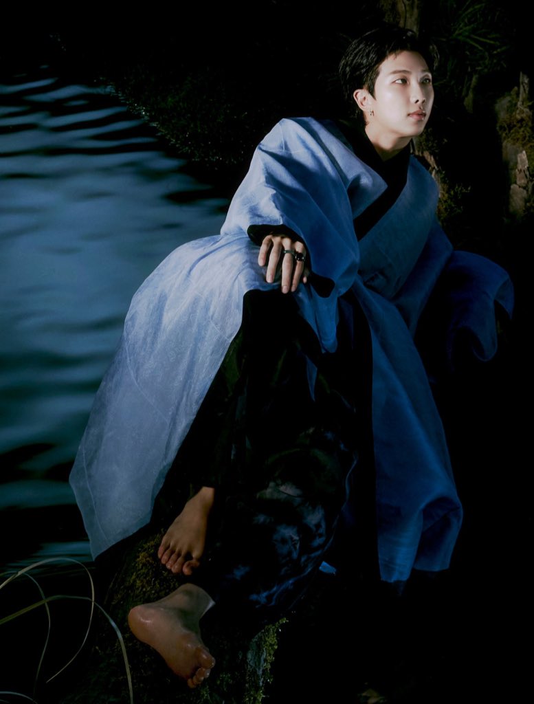 [잡담] 방탄 알엠이 진짜 우월한 유전자 같음...2세 안낳으면 국가적 손실 | 인스티즈