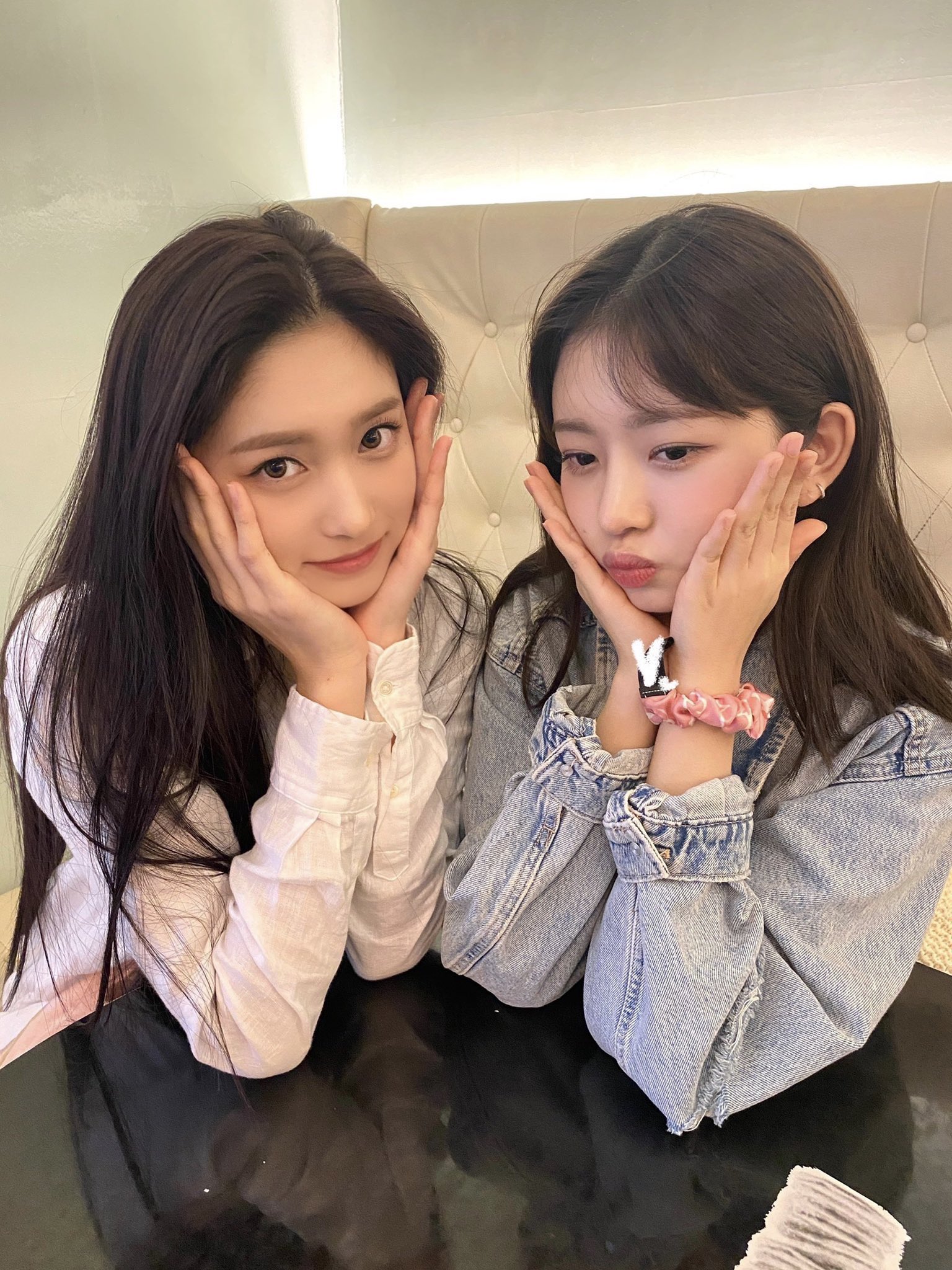 [잡담] 요즘 레이랑 이서 둘이 붙어있는거 볼때마다 행복해짐 | 인스티즈