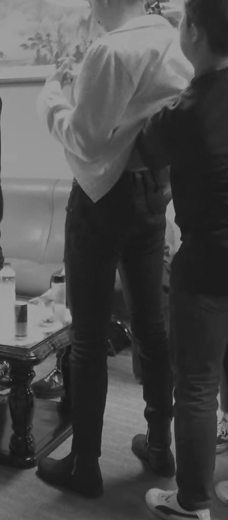 [잡담] 방탄 알엠이 진짜 우월한 유전자 같음...2세 안낳으면 국가적 손실 | 인스티즈