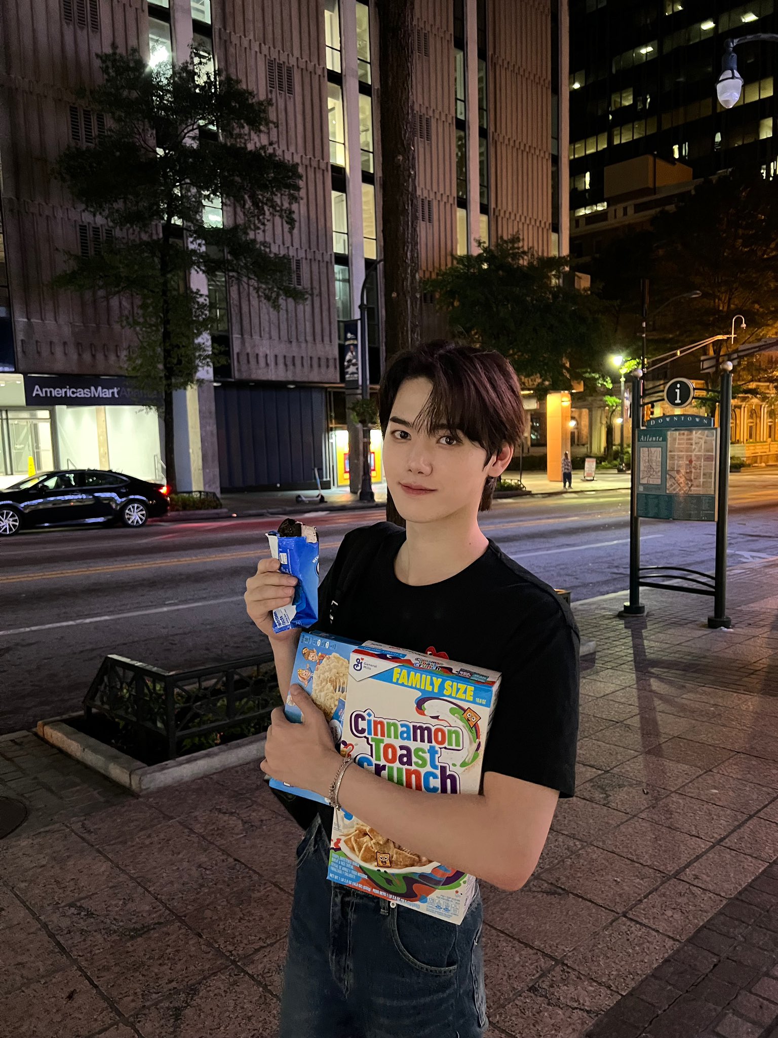 [잡담] 이 얼굴에 185에 노래잘하는거 개사기임 | 인스티즈