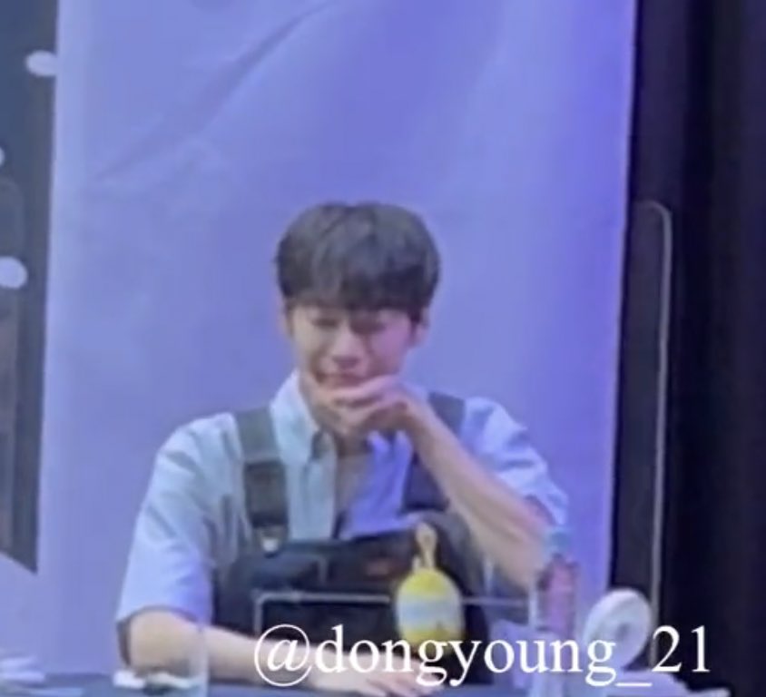 [잡담] 팬싸 촬영 가능이 이렇게 재밌는거였냐고ㅠㅠㅠ도영 사진 저장하느라 바빴다 | 인스티즈