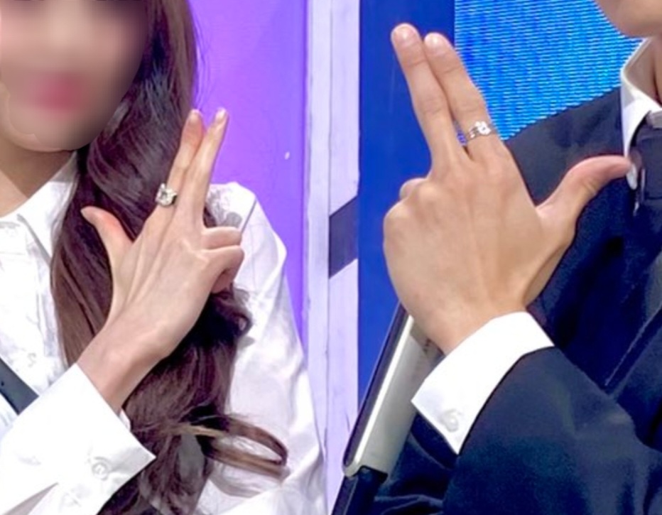 [잡담] 남돌여돌 손크기 차이 설렌다 - 인스티즈(instiz) 연예 카테고리