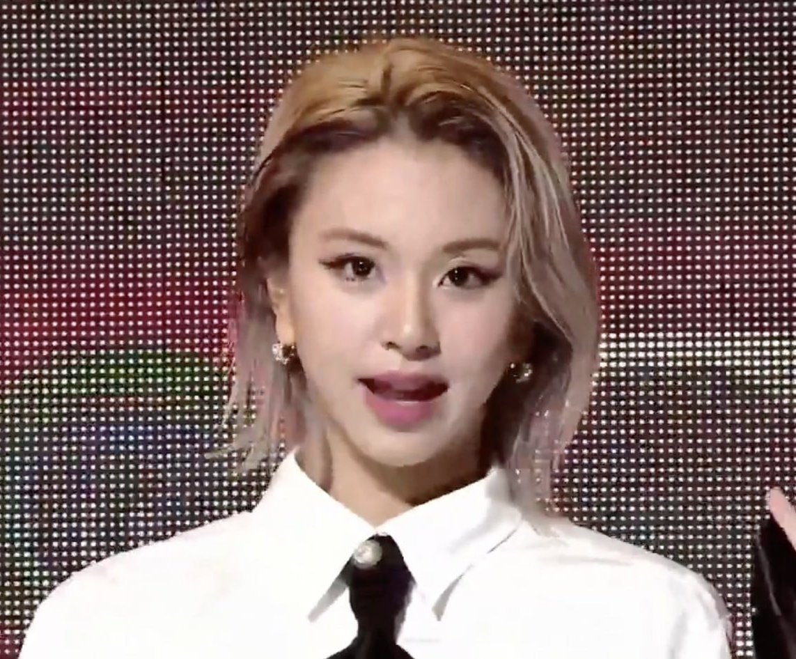 [잡담] 트와 채영 이 스타일링 뭔데 설레고 잘생겼냐 | 인스티즈