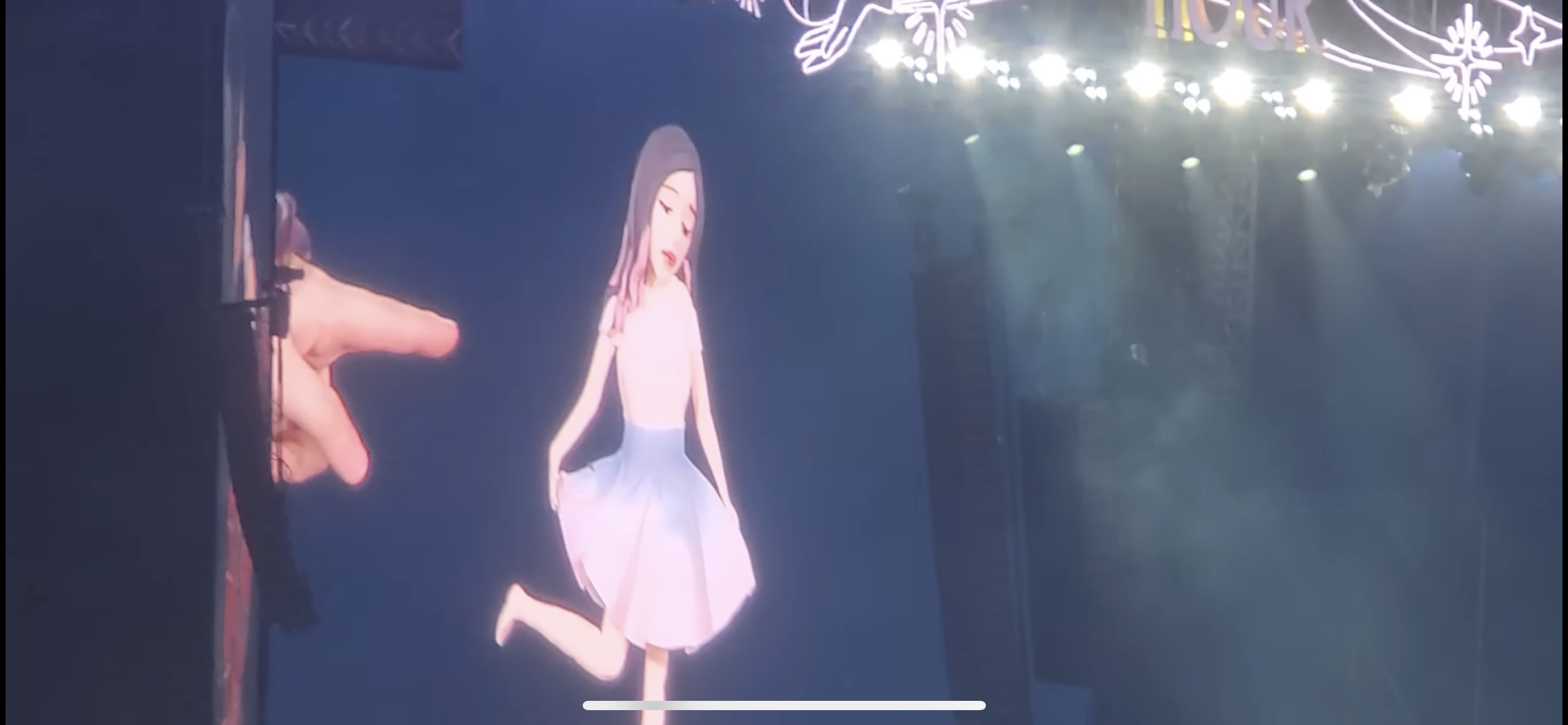 [잡담] 곧 아이유 콘서트 시작이네 ^^ | 인스티즈