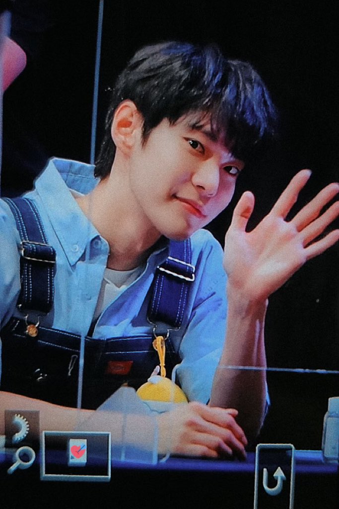 [잡담] 팬싸 촬영 가능이 이렇게 재밌는거였냐고ㅠㅠㅠ도영 사진 저장하느라 바빴다 | 인스티즈