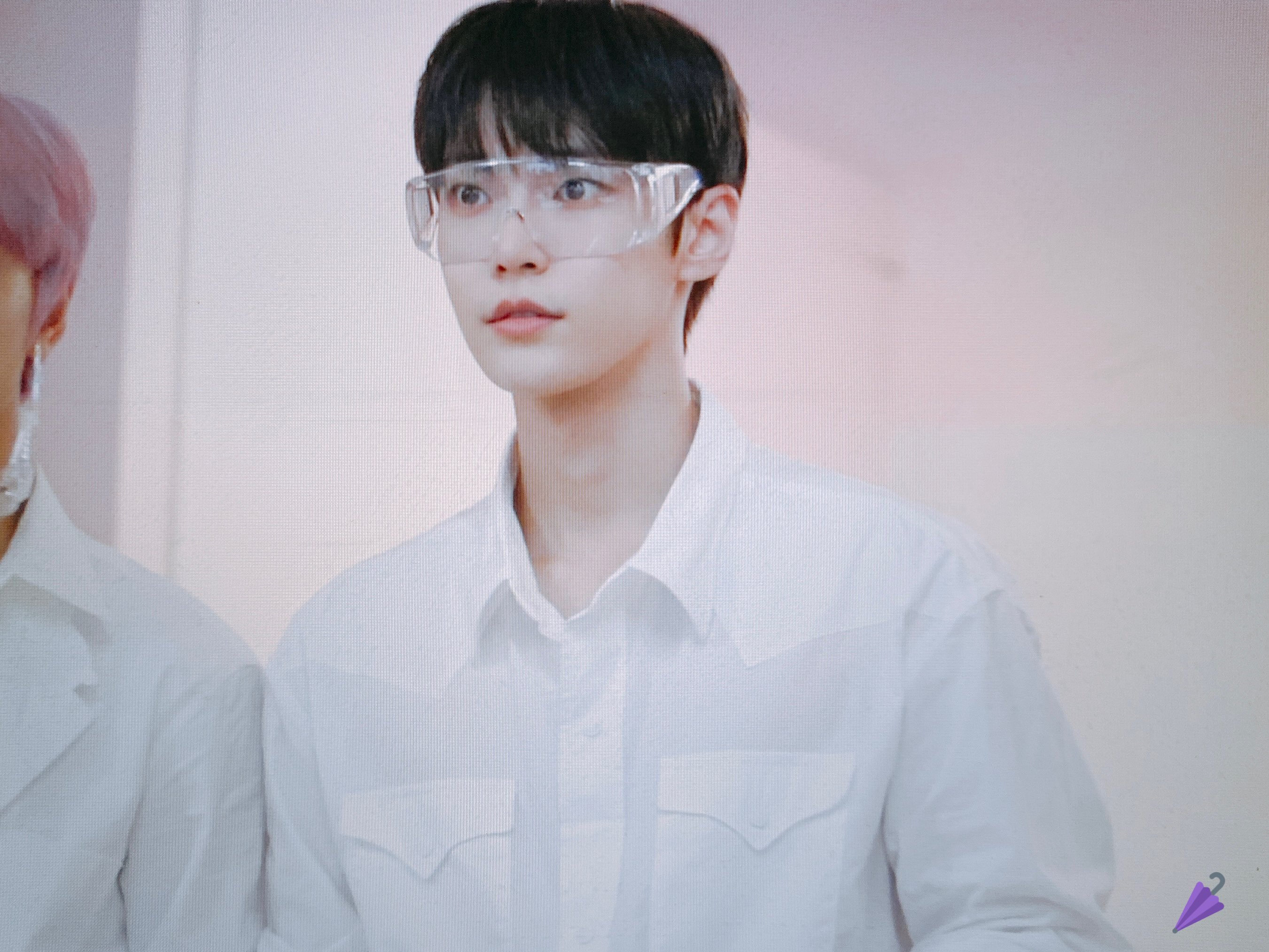 [잡담] 팬싸 촬영 가능이 이렇게 재밌는거였냐고ㅠㅠㅠ도영 사진 저장하느라 바빴다 | 인스티즈