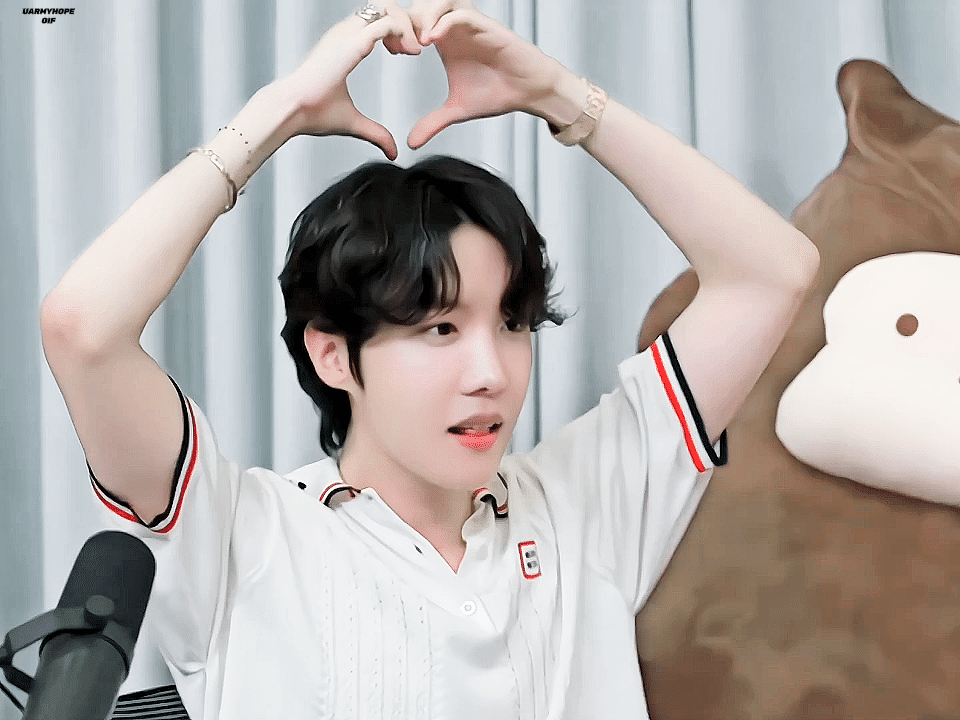 [잡담] 제이홉 장발 생각해본적 없었는데 진짜 너무 잘어울리고 이쁨 | 인스티즈