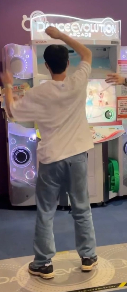 [잡담] 나는 오늘 분명 이 윤두준을 스크린에서 봤거든...???? | 인스티즈