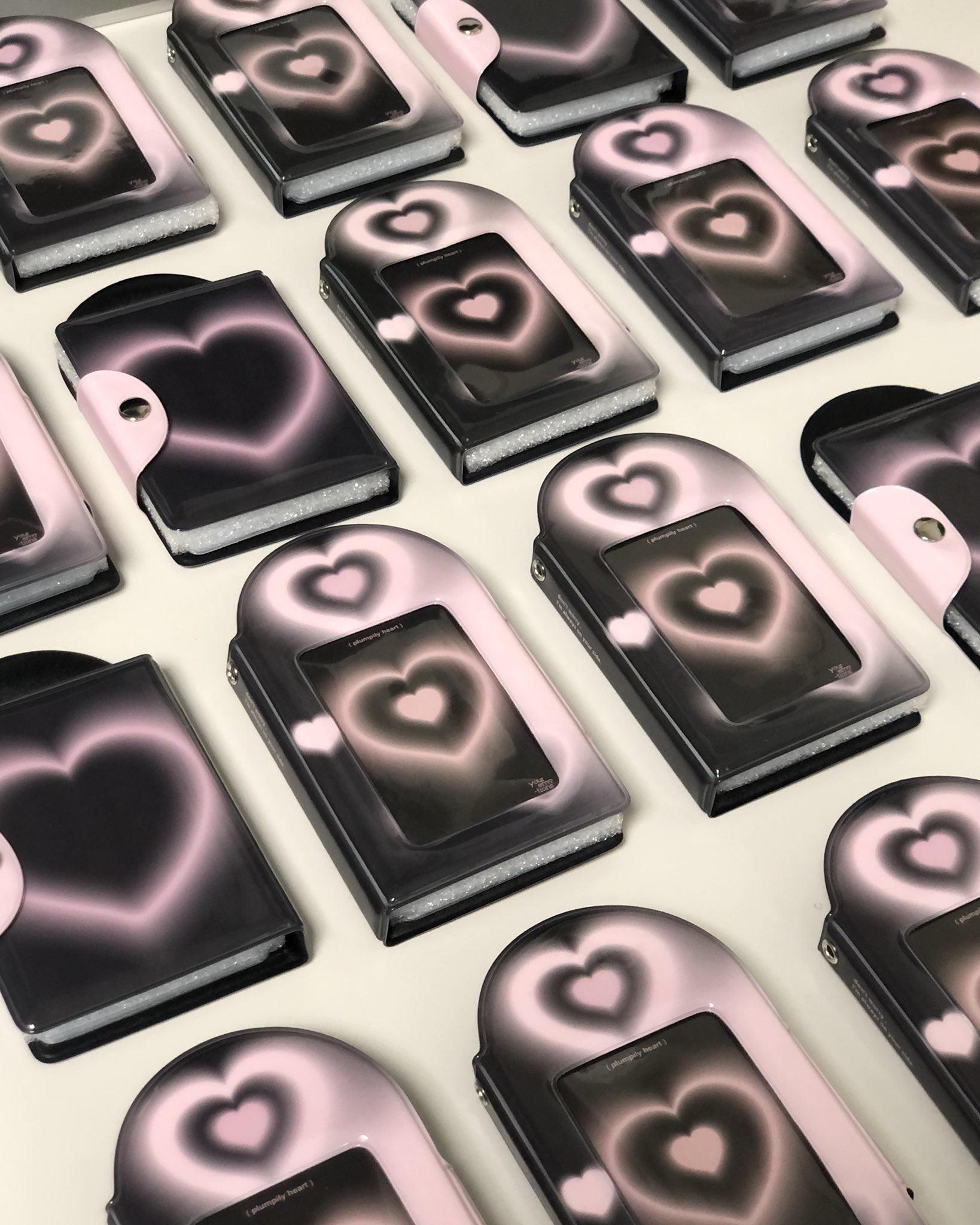 [잡담] 익들아 콜렉트북 색깔 골라주라 1122 | 인스티즈