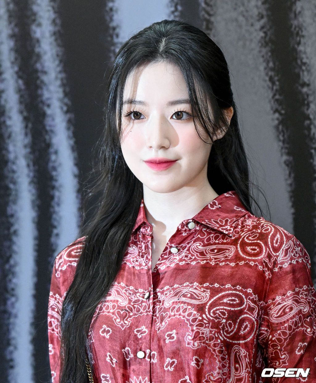 [잡담] 와 더 현대 골든 구스 예슈화 진짜 레전드다 | 인스티즈