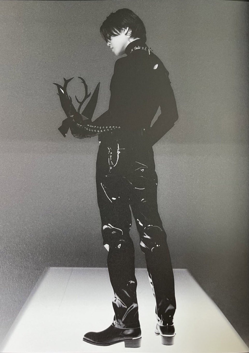 [잡담] 방탄 지민 새로 뜬거 보면 진짜 연예인 하기 좋은 얼굴인 듯 | 인스티즈