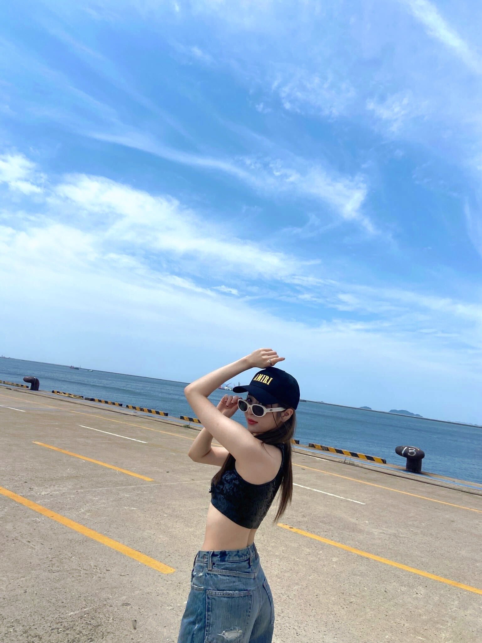 [잡담] 르세라핌 허윤진 트레일러 공개돼서 신났나봨ㅋㅋㅋ | 인스티즈