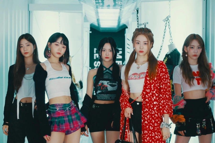 [잡담] 르세라핌 사진 대형은 은채가 센터일때가 최고인듯 | 인스티즈