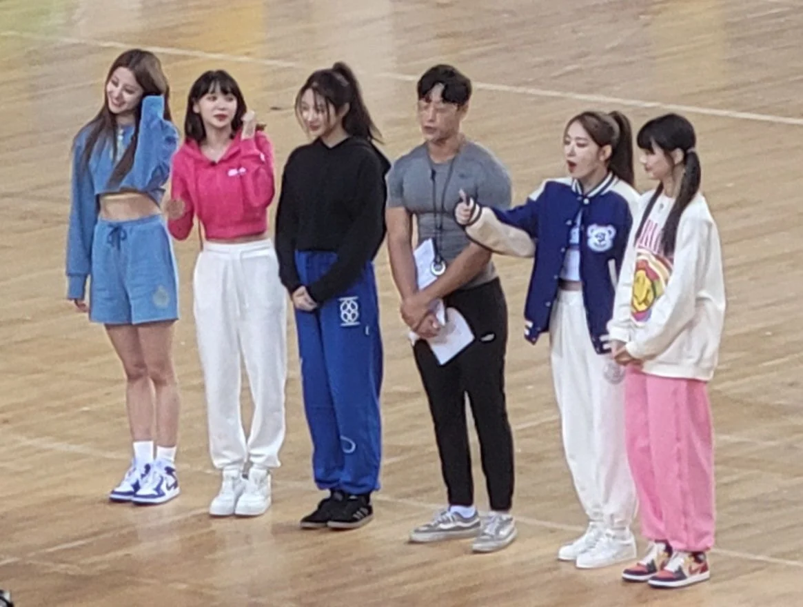 [잡담] 르세라핌 뭐 찍는거지? | 인스티즈