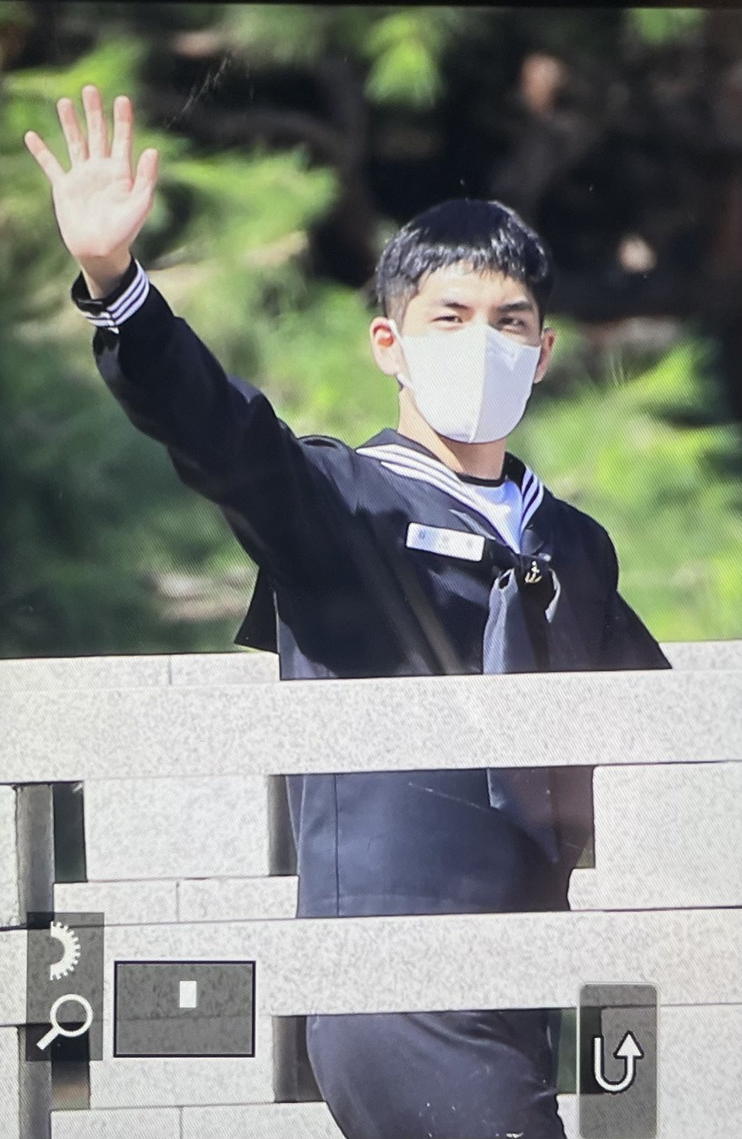 [잡담] 해군 하정복 너무 예쁘다 생각했는데 | 인스티즈