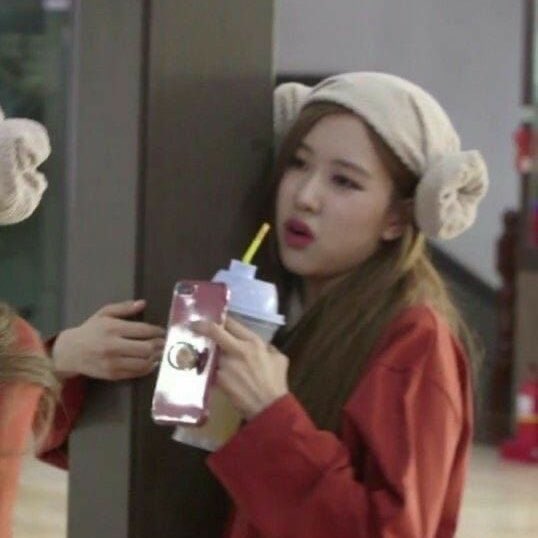 [잡담] 로제 이거 너무 귀여워서 이마빡 | 인스티즈