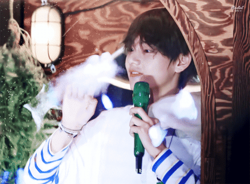 [잡담] 뷔의 시골에서 할머니 사랑 듬뿍 받고 자란 느낌이 좋음 | 인스티즈