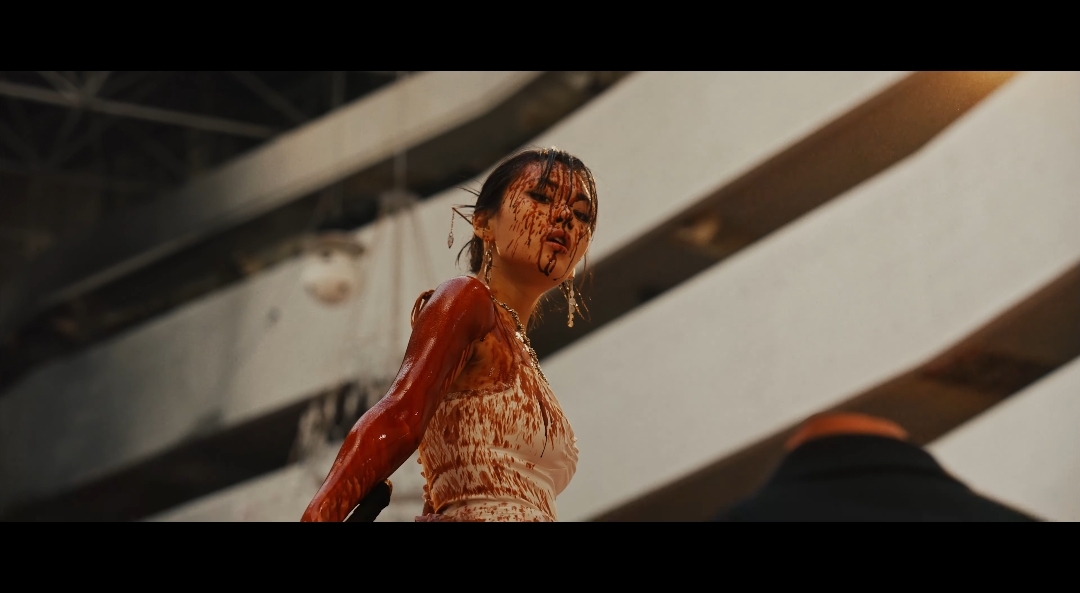 [잡담] 고어물이나 잔인한 거 좋아하는데 이번 비비 신곡 뮤비 (혐오주의) | 인스티즈