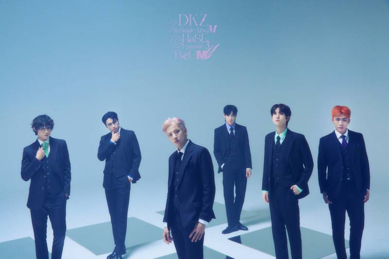 첫 단독 컴백쇼에서 신곡 선공개하는 DKZ 🐅🐯 | 인스티즈