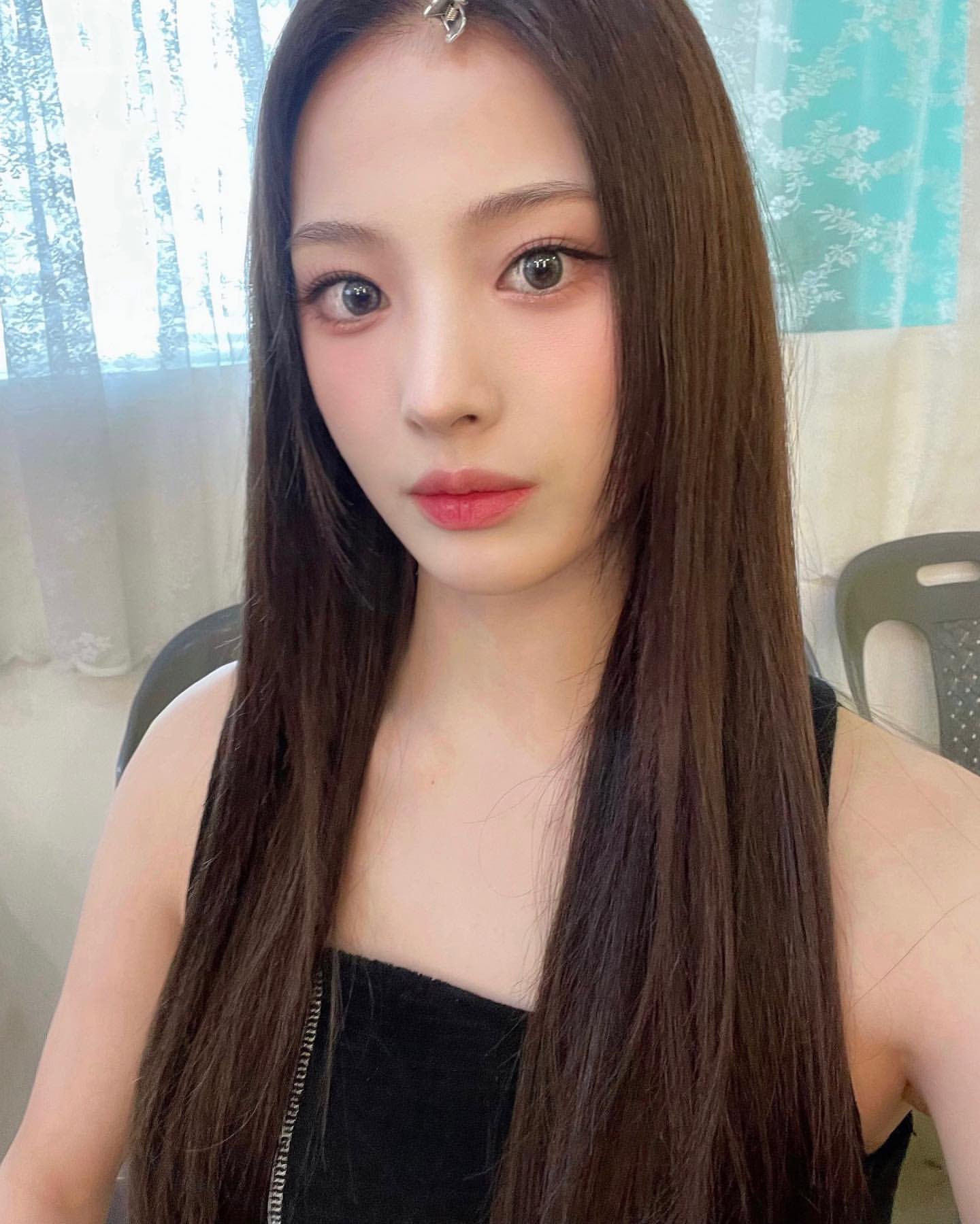 [잡담] 이쯤되서 털어보는 최지니 셀카 (미친다 아주...) | 인스티즈