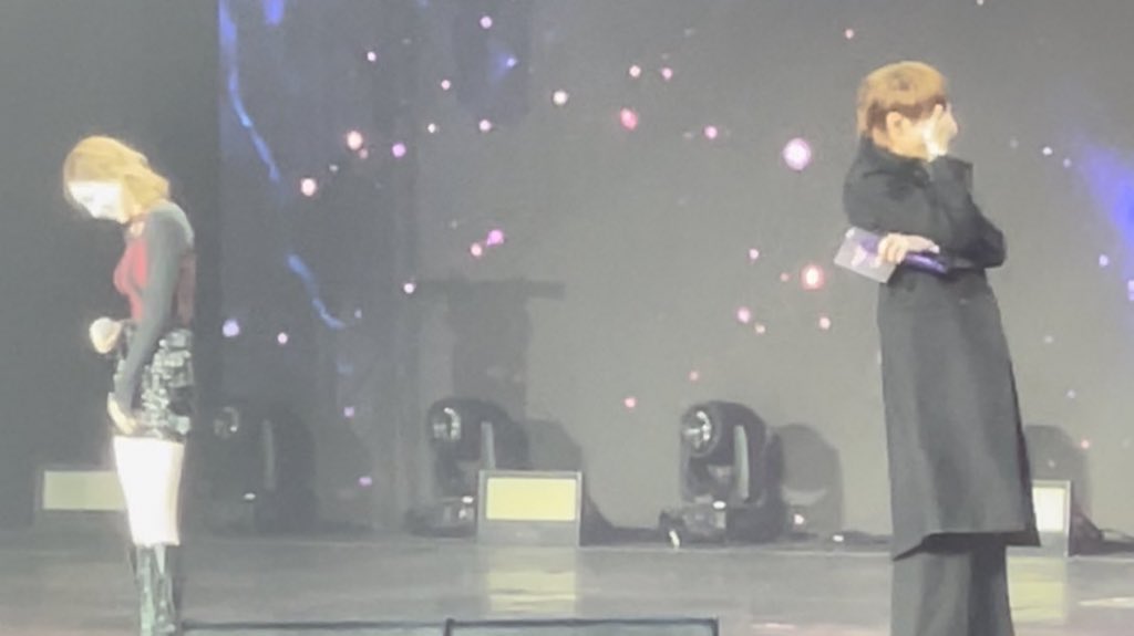 [잡담] 오늘 뱀뱀이랑 태연님 무대에서 어땠냐면ㅋㅋㅋㅋㅋㅋㅋ | 인스티즈