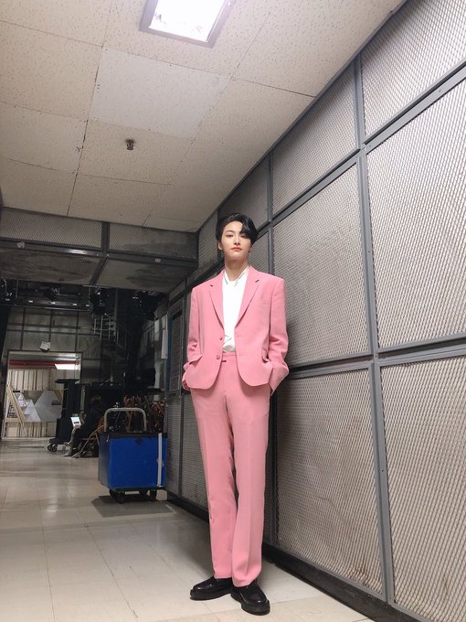 [잡담] 한 끼에 스파게티 10접시 먹는데 허리 25인치인 남돌 | 인스티즈