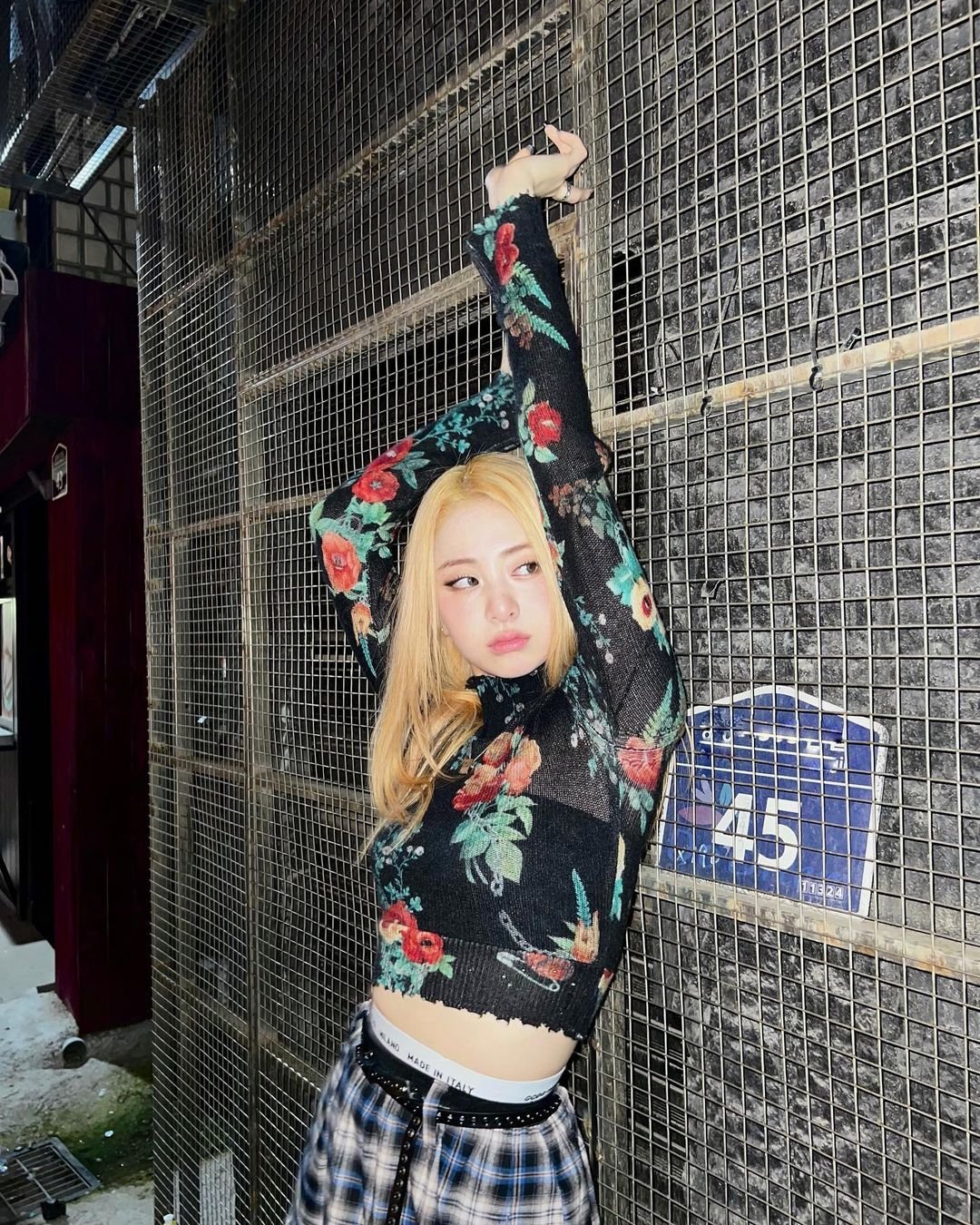 [잡담] 허윤진 인스타 금발 보고가 | 인스티즈