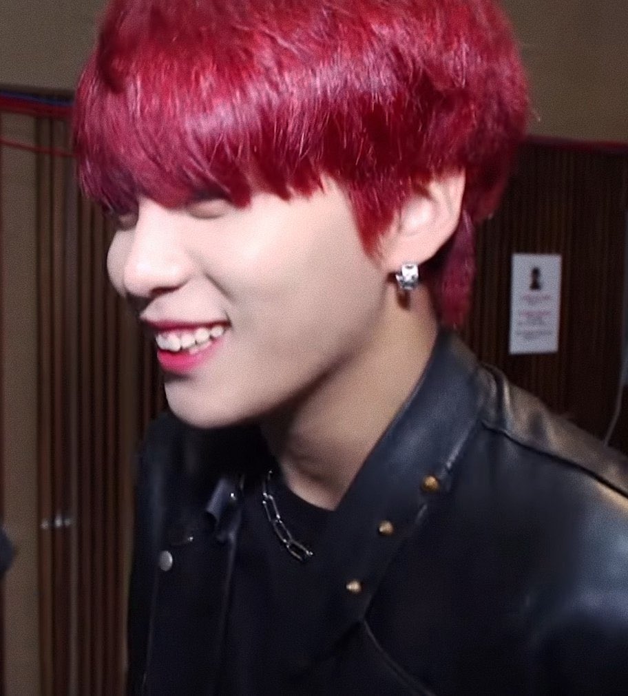 [잡담] 웃는게 귀여운 아이돌 1위(내맘속) 축하드립니다.. | 인스티즈