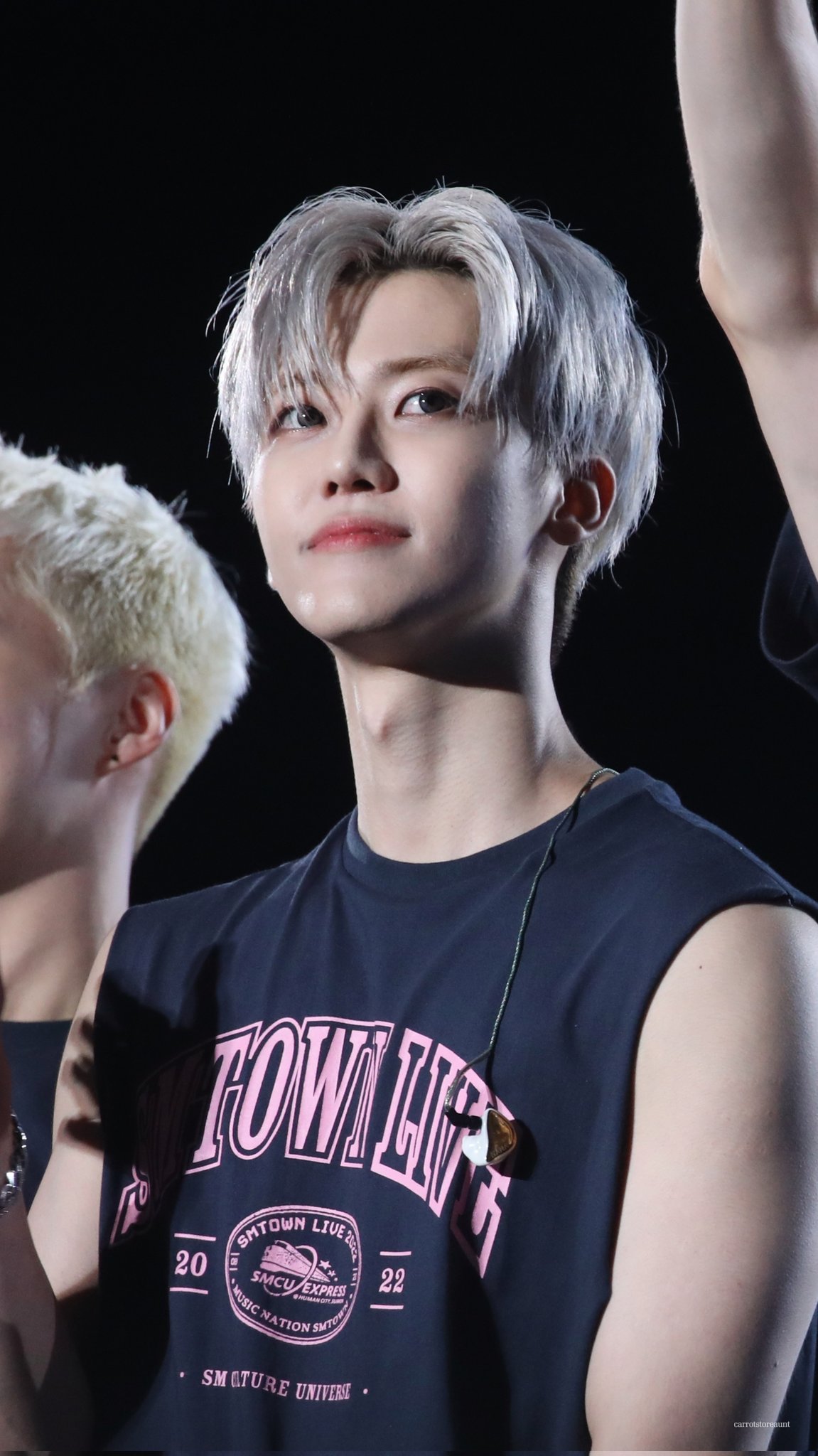 [잡담] 진짜 잘생긴 거 축하드립니다 | 인스티즈