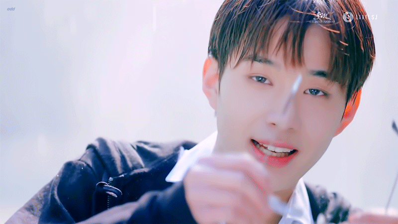 [잡담] 정우는 루키즈때부터 지인짜 잘생겼다,, | 인스티즈