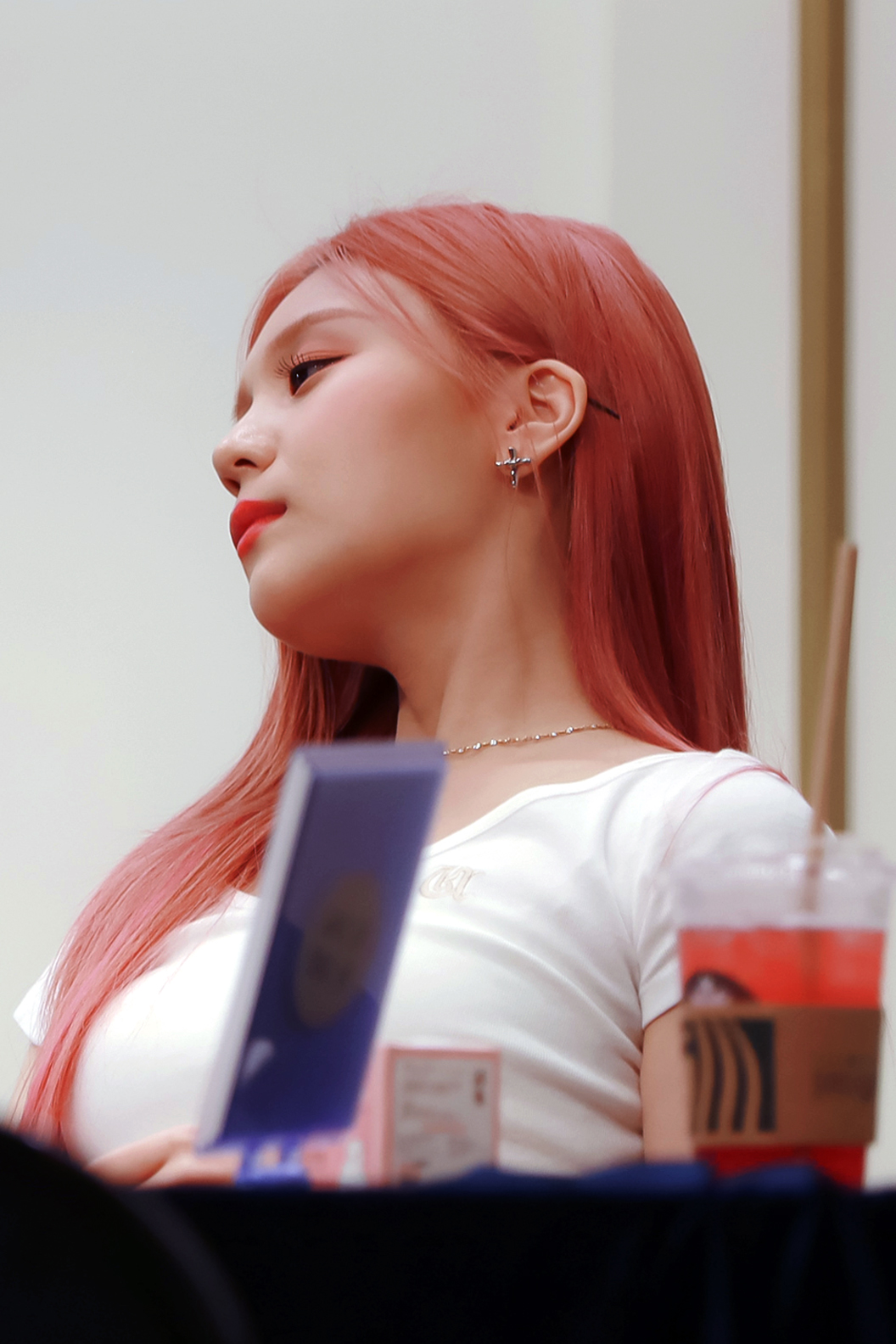 [잡담] 엄지 이 사진 진짜 레전드로 이쁨 | 인스티즈