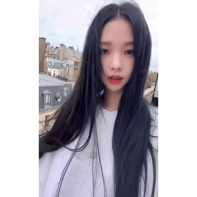 [잡담] 카리나 이거 움짤 예뿌당.. | 인스티즈