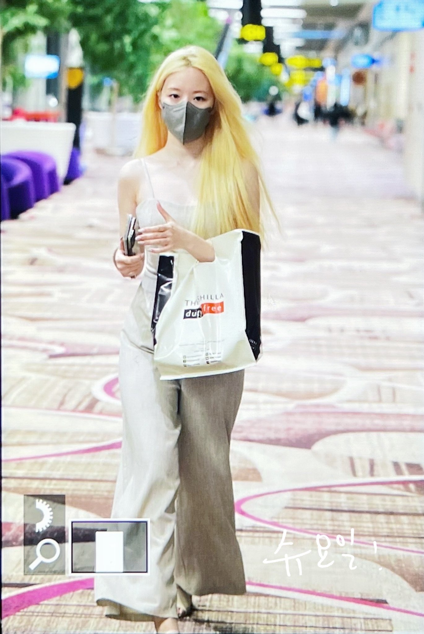 [잡담] 인천 공항 슈화 보는데 충격적 | 인스티즈