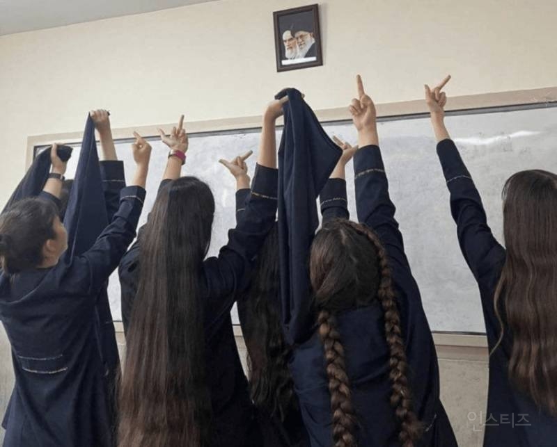 이란 학교 여학생들 최신 근황 | 인스티즈
