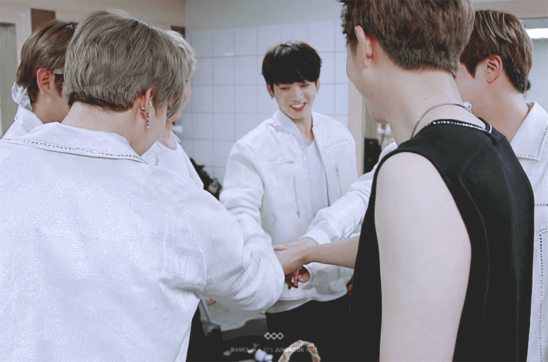 [잡담] 방탄 보면..뭔가 남돌그룹이 아니라 칠공주같음 | 인스티즈