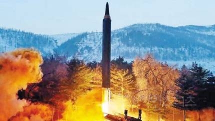 민주당, 북의 핵 선제 공격 법제화를 규탄하는 결의안도 막나 | 인스티즈