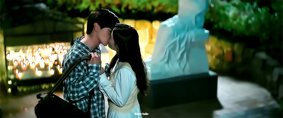 [잡담] 비투비팬들 육성재 키스신은 어휴 우리막내 다 컸네~하면서 나노로 앓고 막상 노출은 | 인스티즈