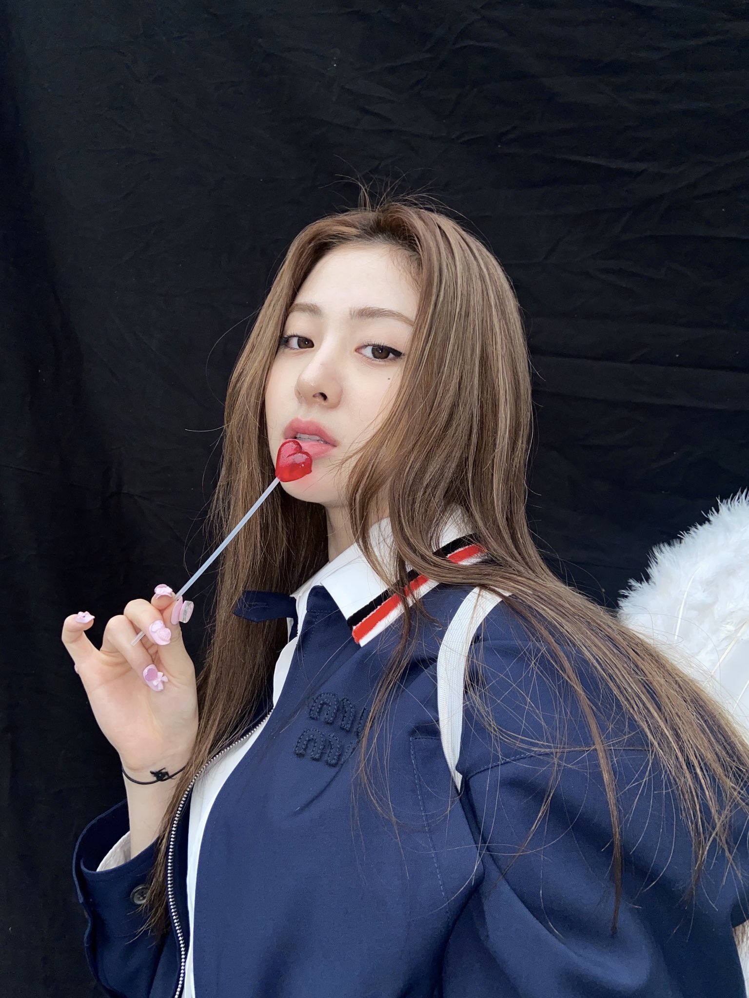 [잡담] 허윤진 작사작곡춤노래 다 쩔지만 | 인스티즈