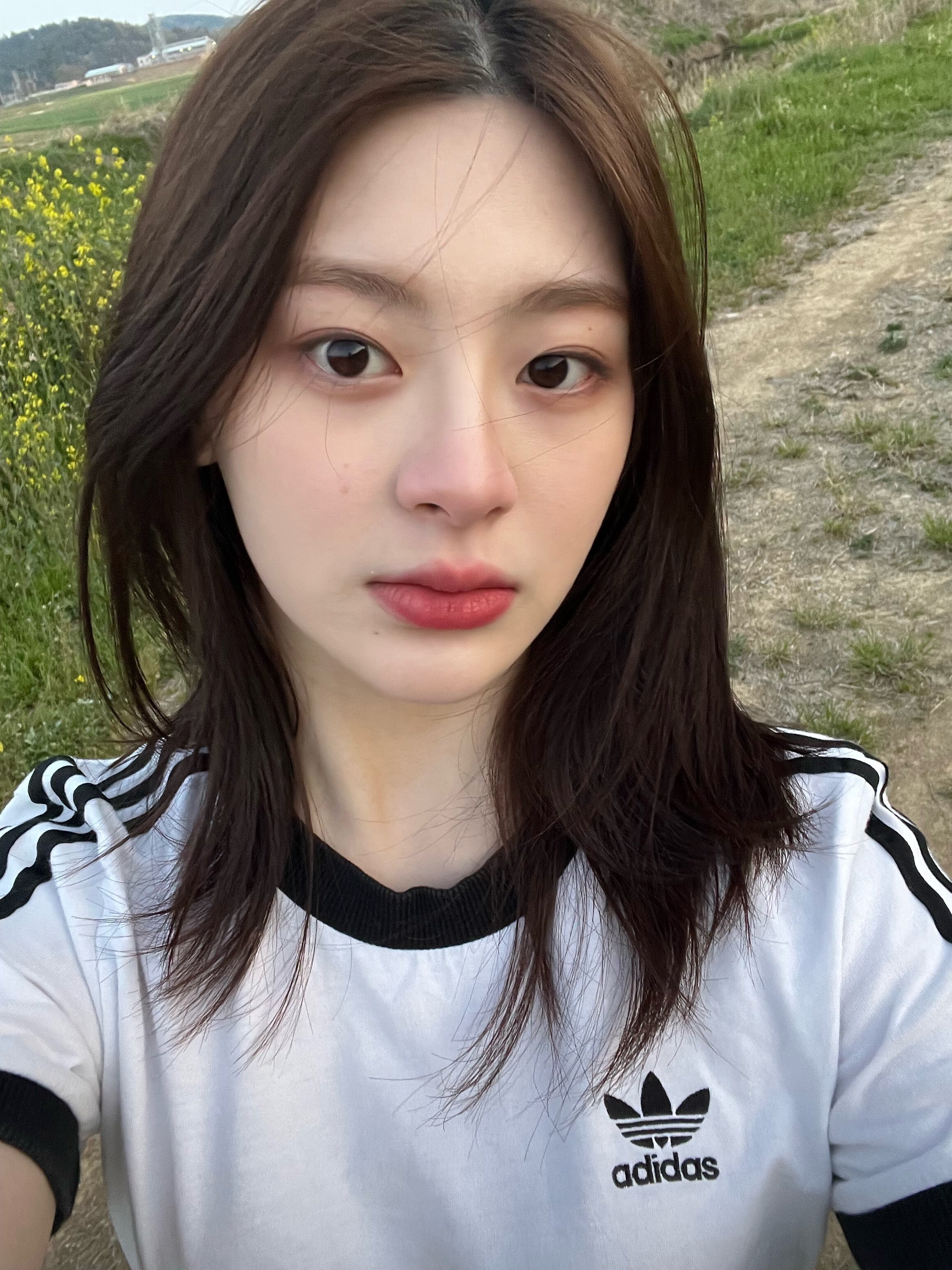 [잡담] 스테이씨 세은 ㄹㅇㄹㅇ 예쁜듯 | 인스티즈