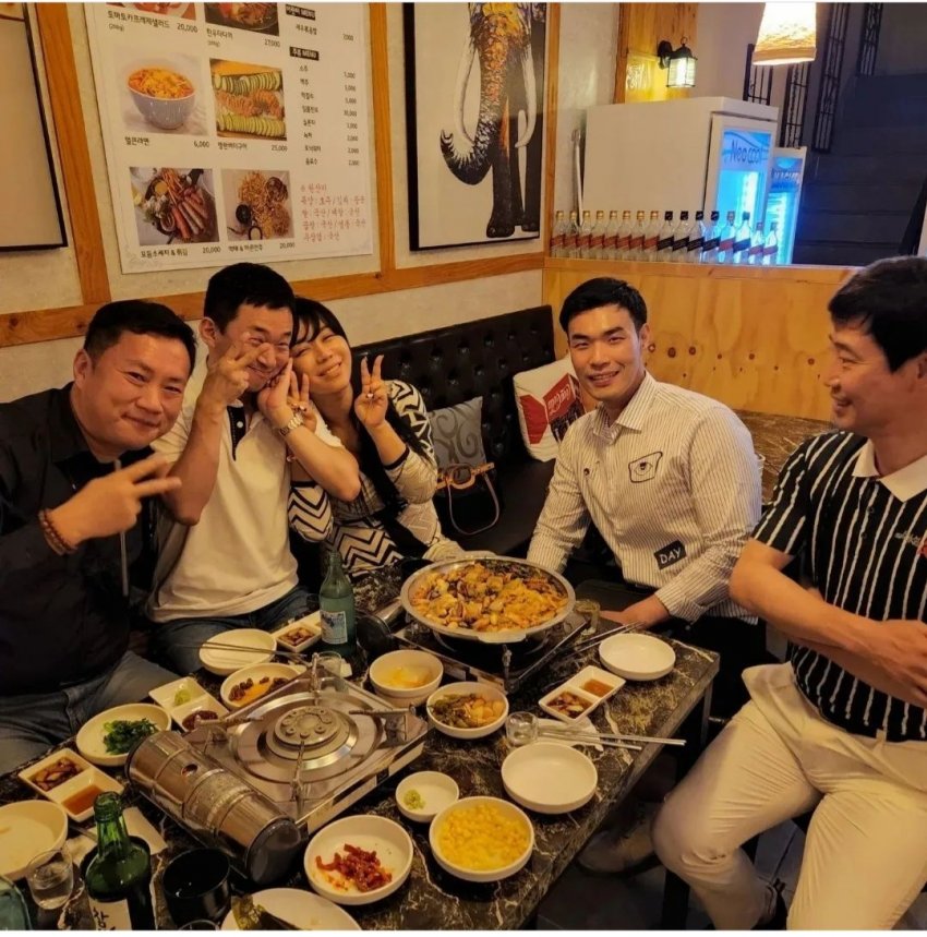 [잡담] 나는 솔로 10기분들 정숙님 곱창가게에서 모였네 | 인스티즈