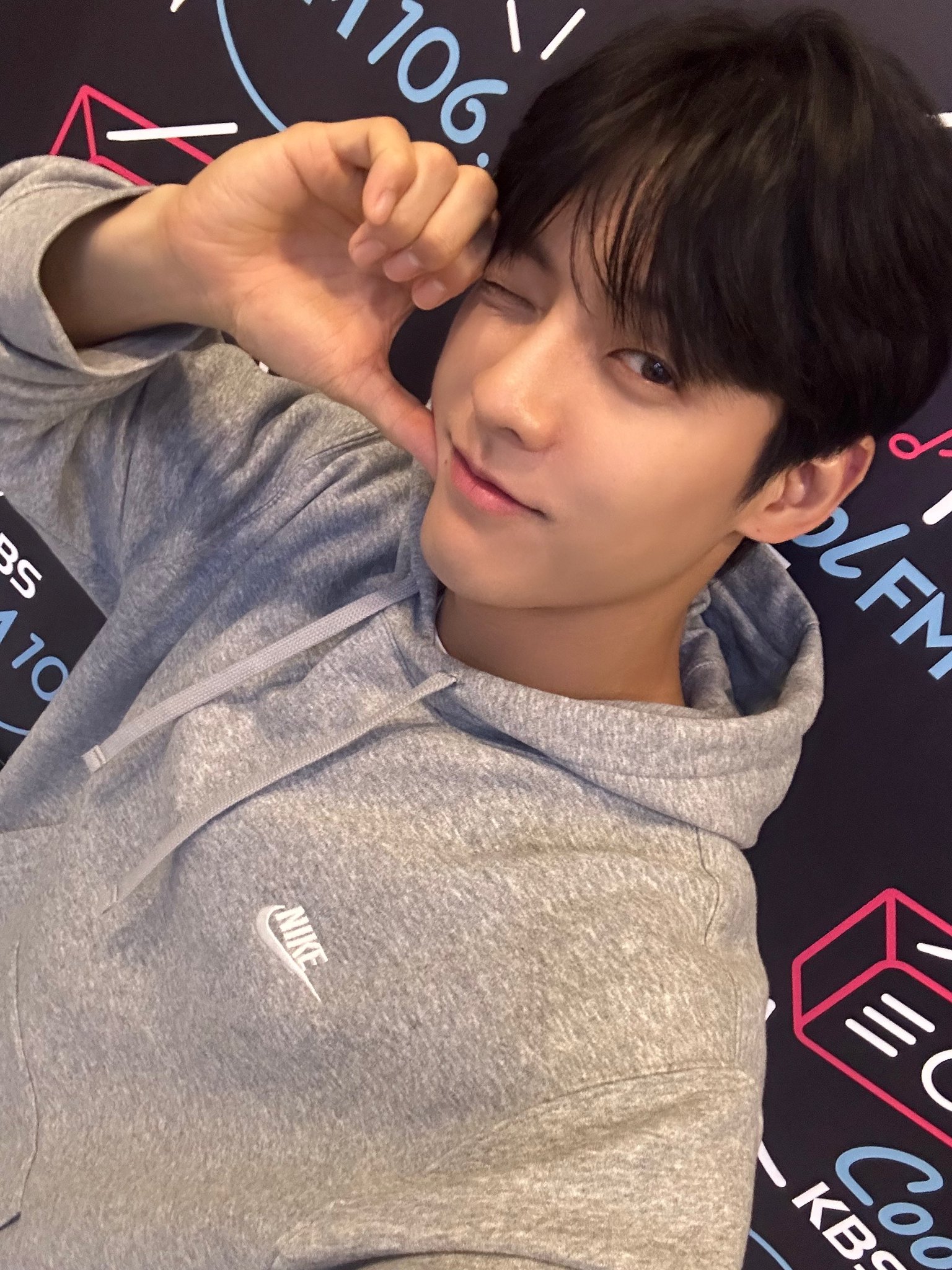 [잡담] 이민혁 목소리나 진행실력 칭찬받을 때 내가 다 뿌듯함 | 인스티즈