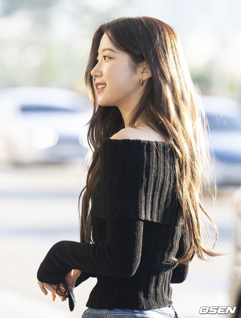 [잡담] 오늘 카즈하 옆태가 진짜 대박이야... | 인스티즈