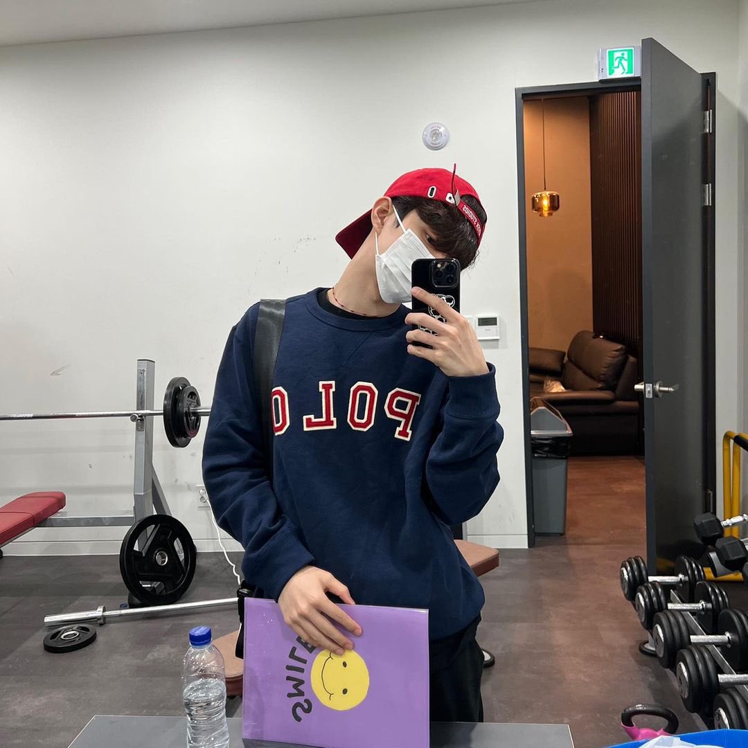 [잡담] 나는 진짜 얘가 이렇게 입고 다니는게 넘 좋다.. ㅈㅇ덥즈 큐 | 인스티즈