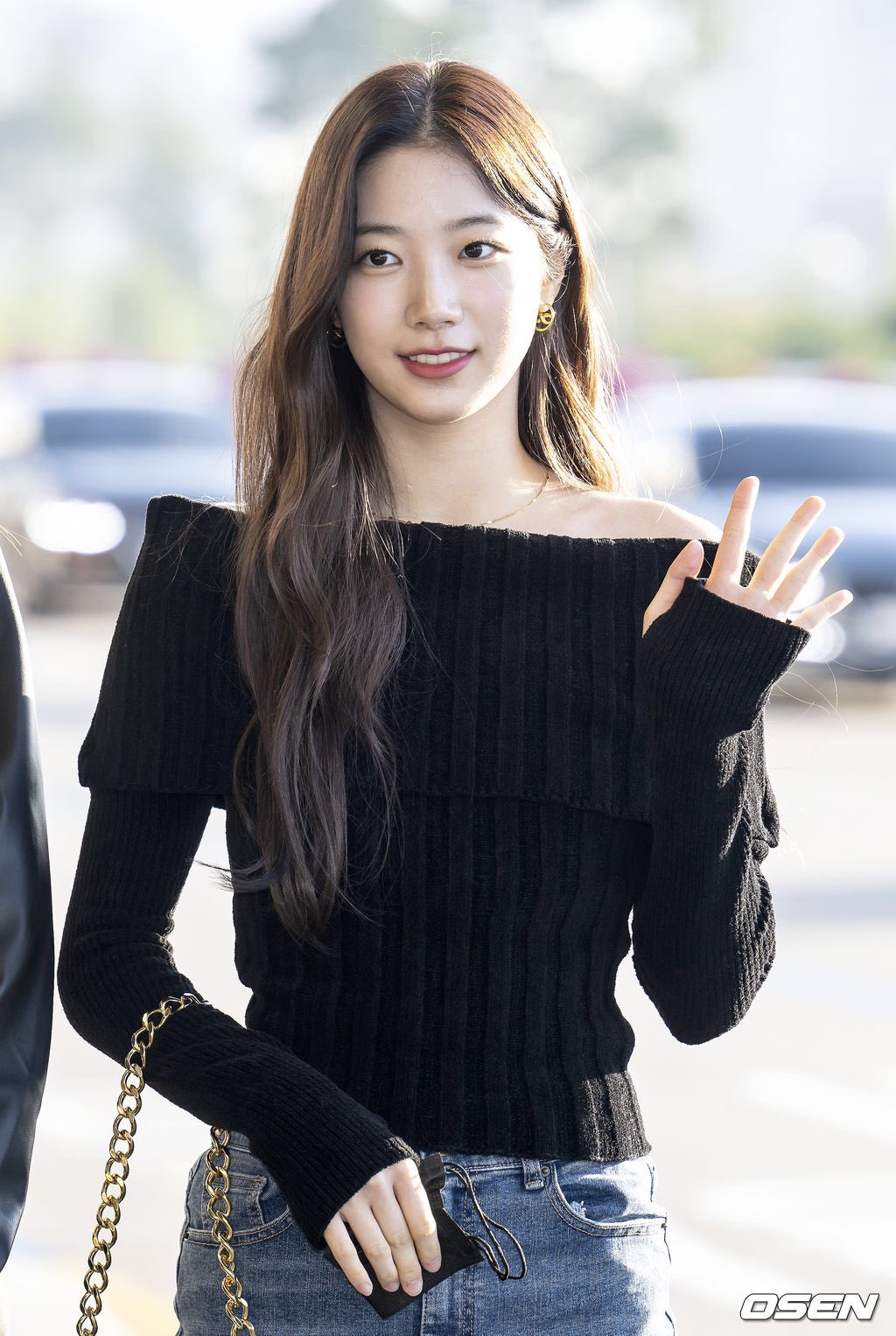 [잡담] 오늘 카즈하 옆태가 진짜 대박이야... | 인스티즈