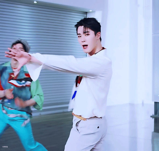 [잡담] 문빈으로 보는 남자 체급차이 | 인스티즈